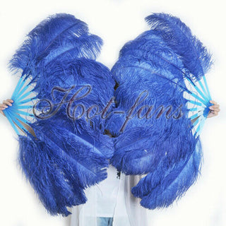 Une paire d'éventails en plumes monocouche bleu marine 24"x 41"
