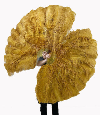 Éventail de plumes d'autruche triple couches de couleur personnalisée 35 "x 63"