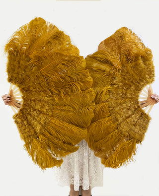 Éventail en plumes d'autruche Topaz Marabou 27"x 53"